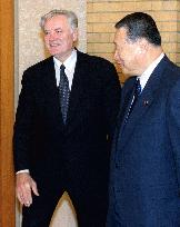 Mori meets Lithuanian Pres. Adamkus